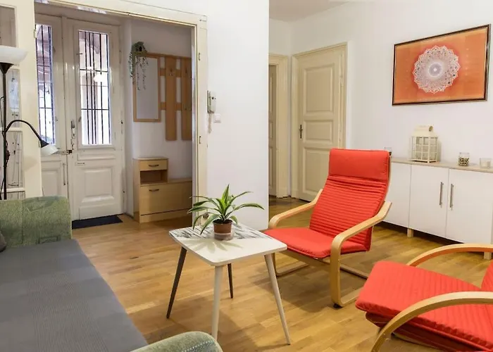B333 Apartment - In The Heart Of The City