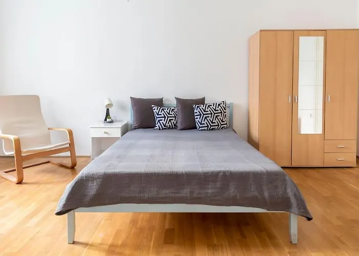 B333 Apartment - In The Heart Of The City